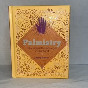 The‎ Essential Book of Palmistry: How To Read The Messages In Your Hand Hardback